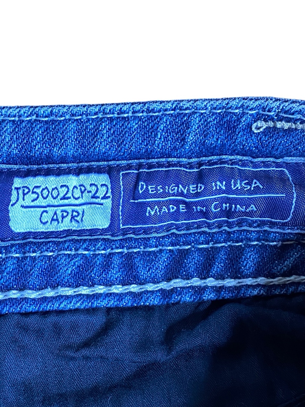 Miss Me Embellished Embroidered Capri Jeans Women’s size 29 - Picture 7 of 16